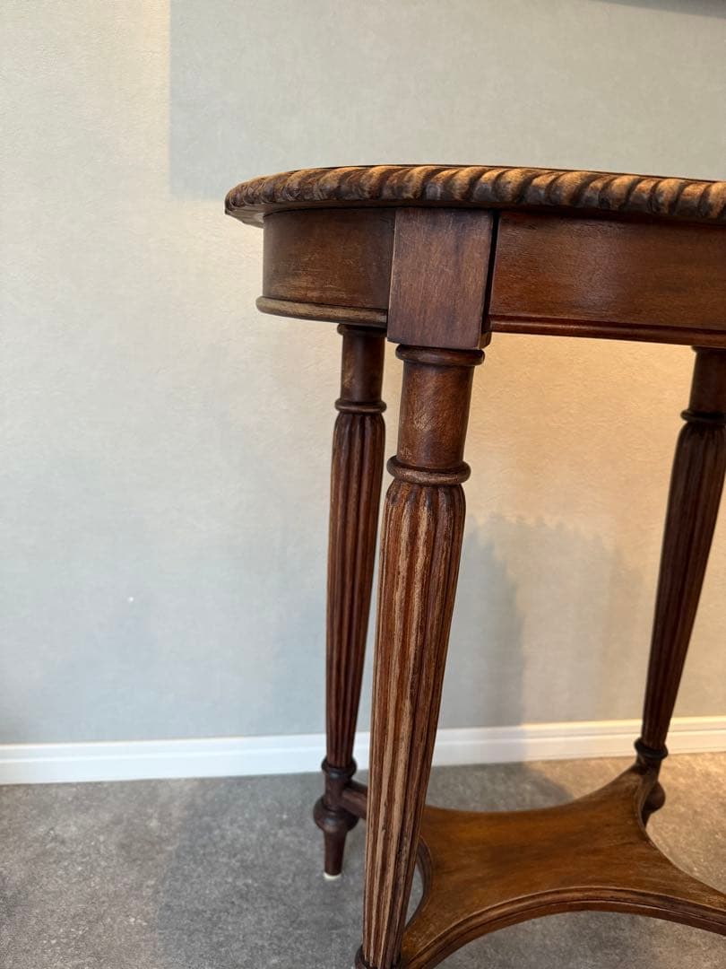 楕円形木製テーブル 西洋風　アンティーク　この値段でで購入して下さい