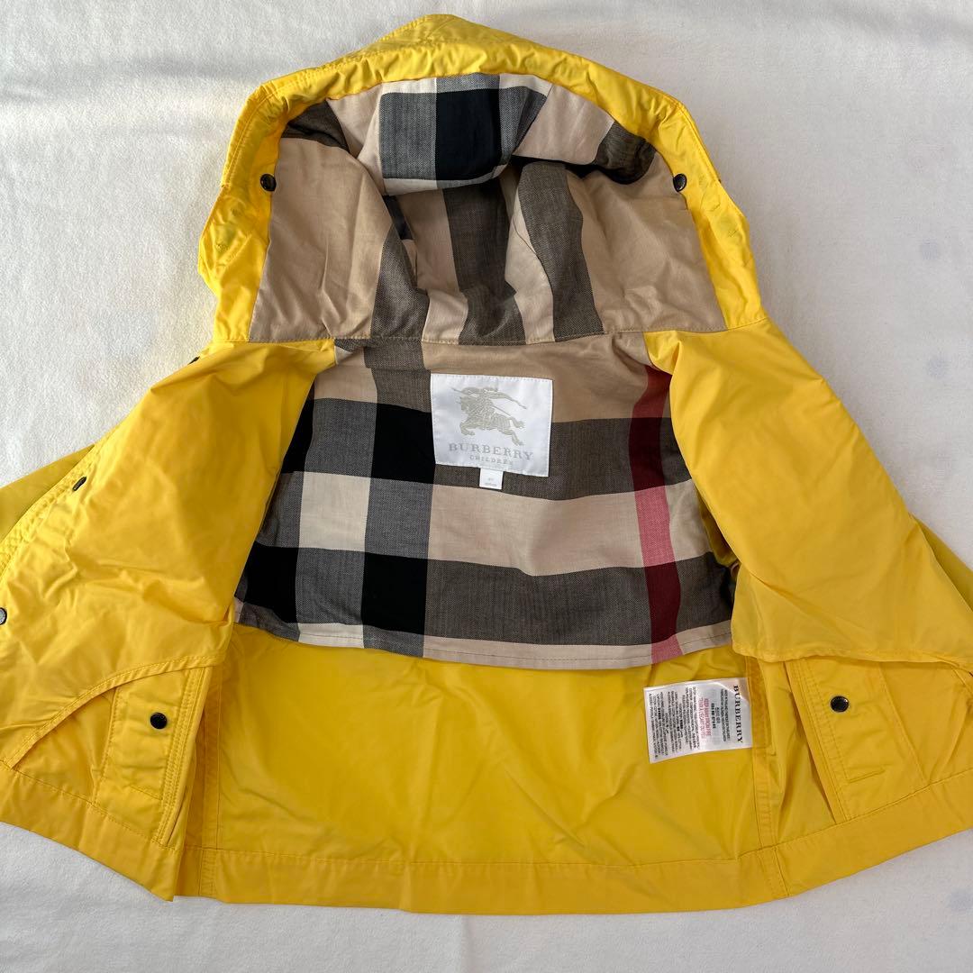 BURBERRY ウィンドブレーカー　4Y 104cm イエロー