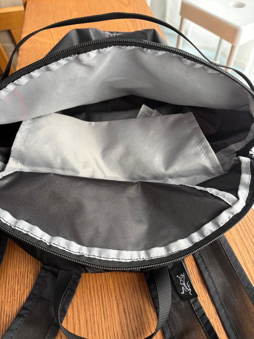 ARC'TERYX INDEX15 バックパック　リュック　ブラック