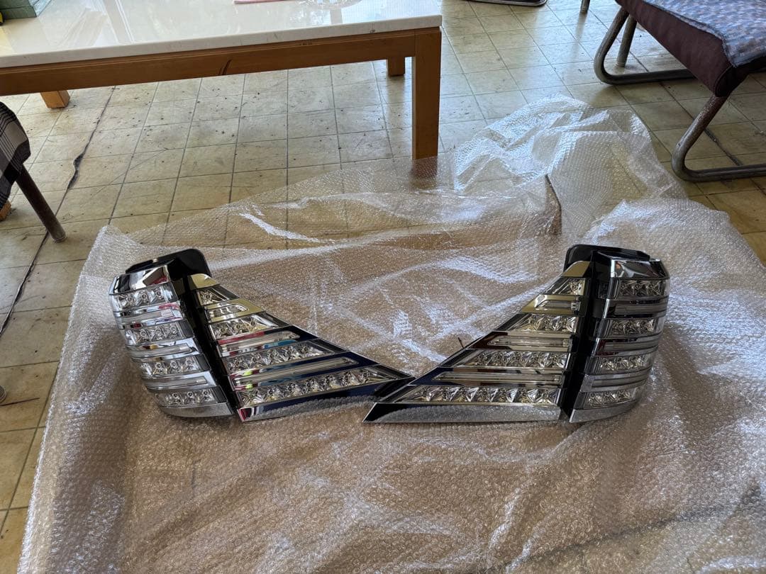 アルファー ヴァレンティ 20系 テールランプ ヴァレンティ