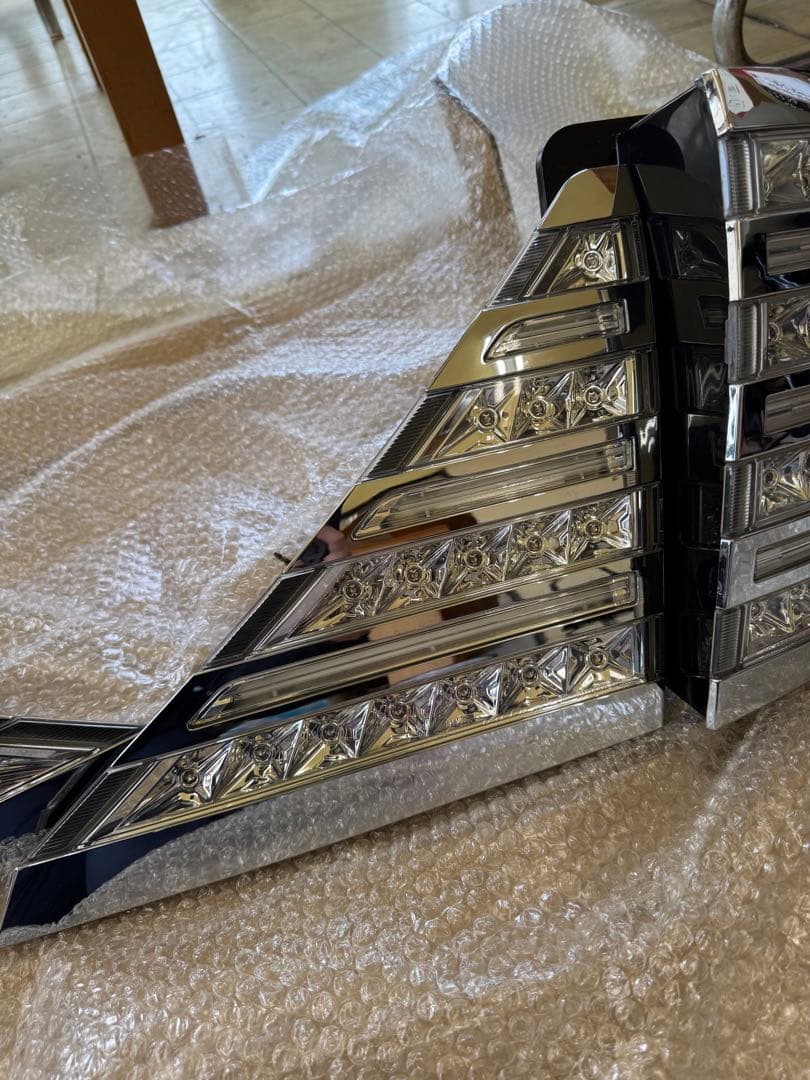 アルファー ヴァレンティ 20系 テールランプ ヴァレンティ