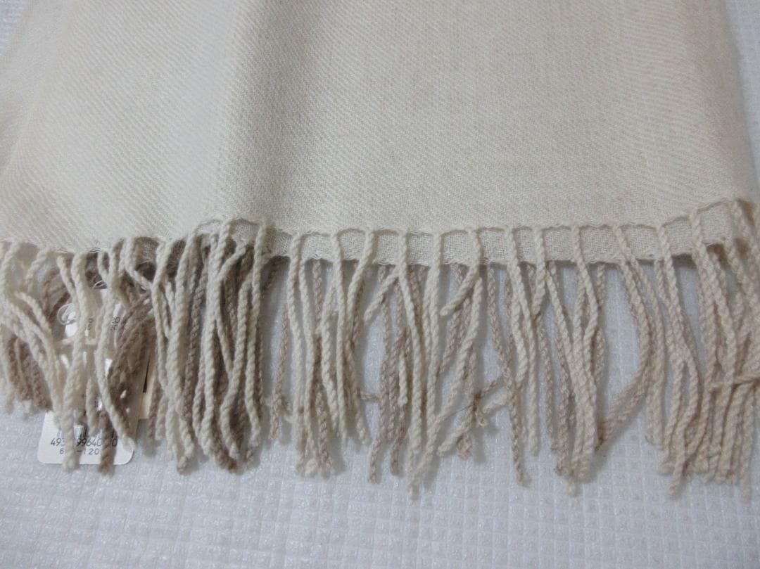 (O-35-6)未使用 NATURAL BASIC KAWABEカシミヤマフラー