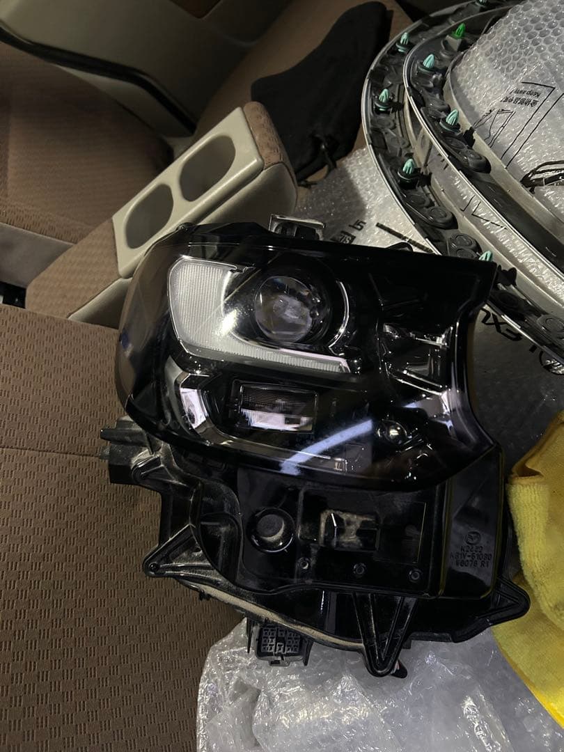 マツダcx60ヘッドライト R