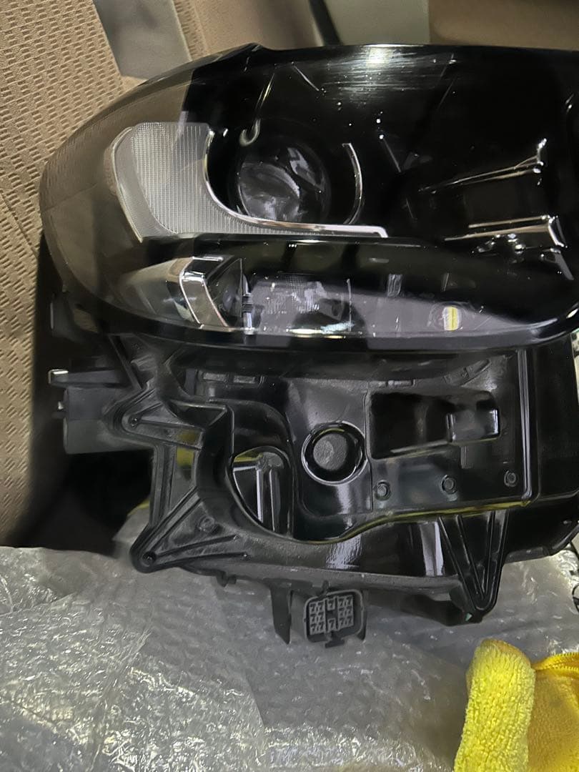 マツダcx60ヘッドライト R