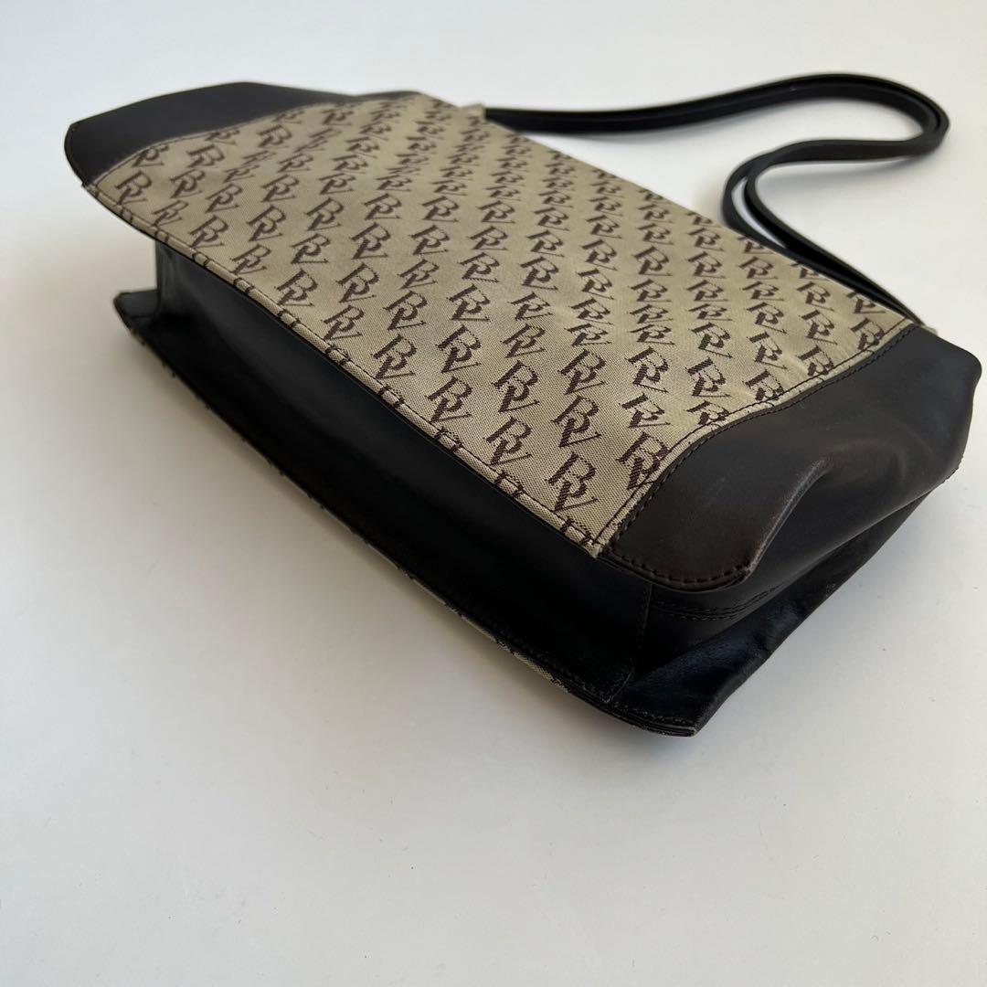 バッグ BOTTEGA VENETA LEATHER ONE SHOULDER BAG