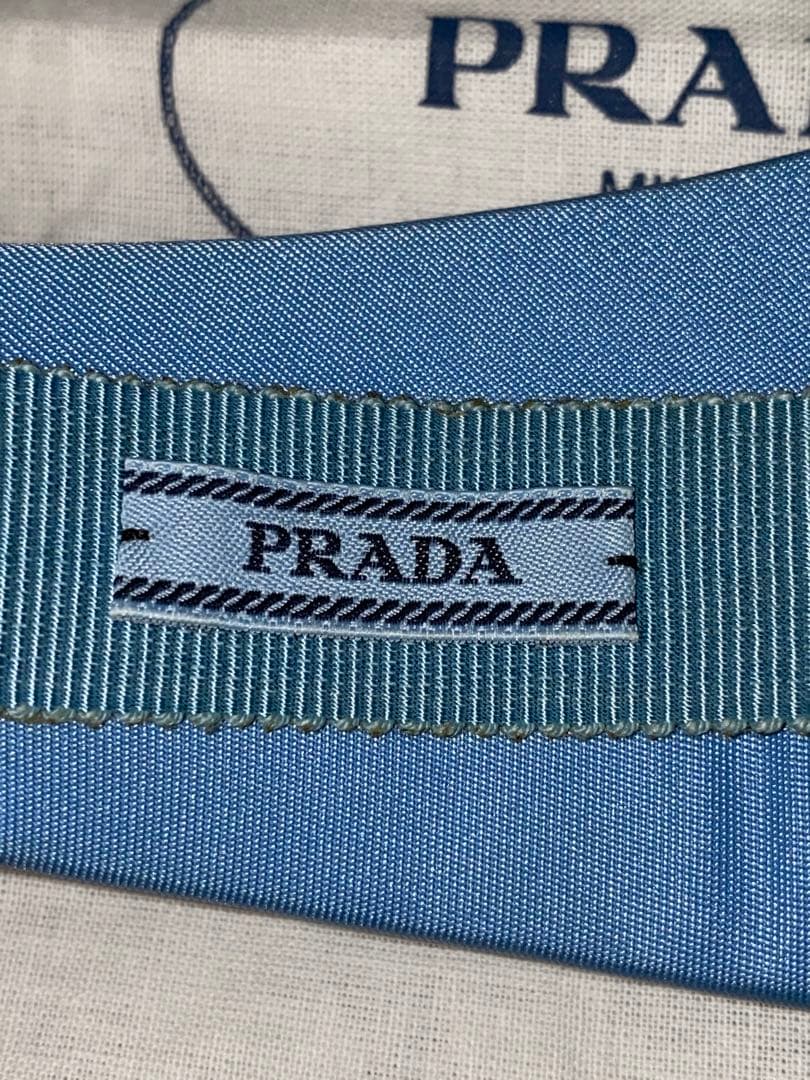 PRADA プラダ　ナイロンカチューシャ　ヘアバンド