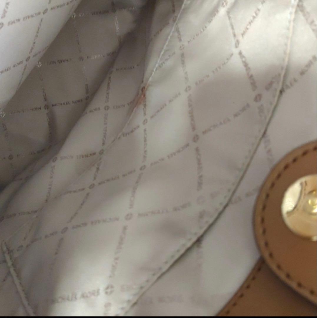 【美品】マイケルコースJET SET TRAVEL コミュータートート Ｌ