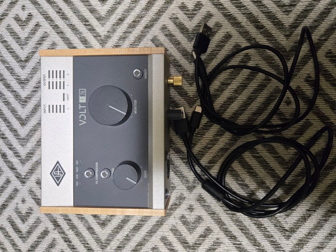 DTM・DAW UNIVERSAL AUDIO VOLT 176