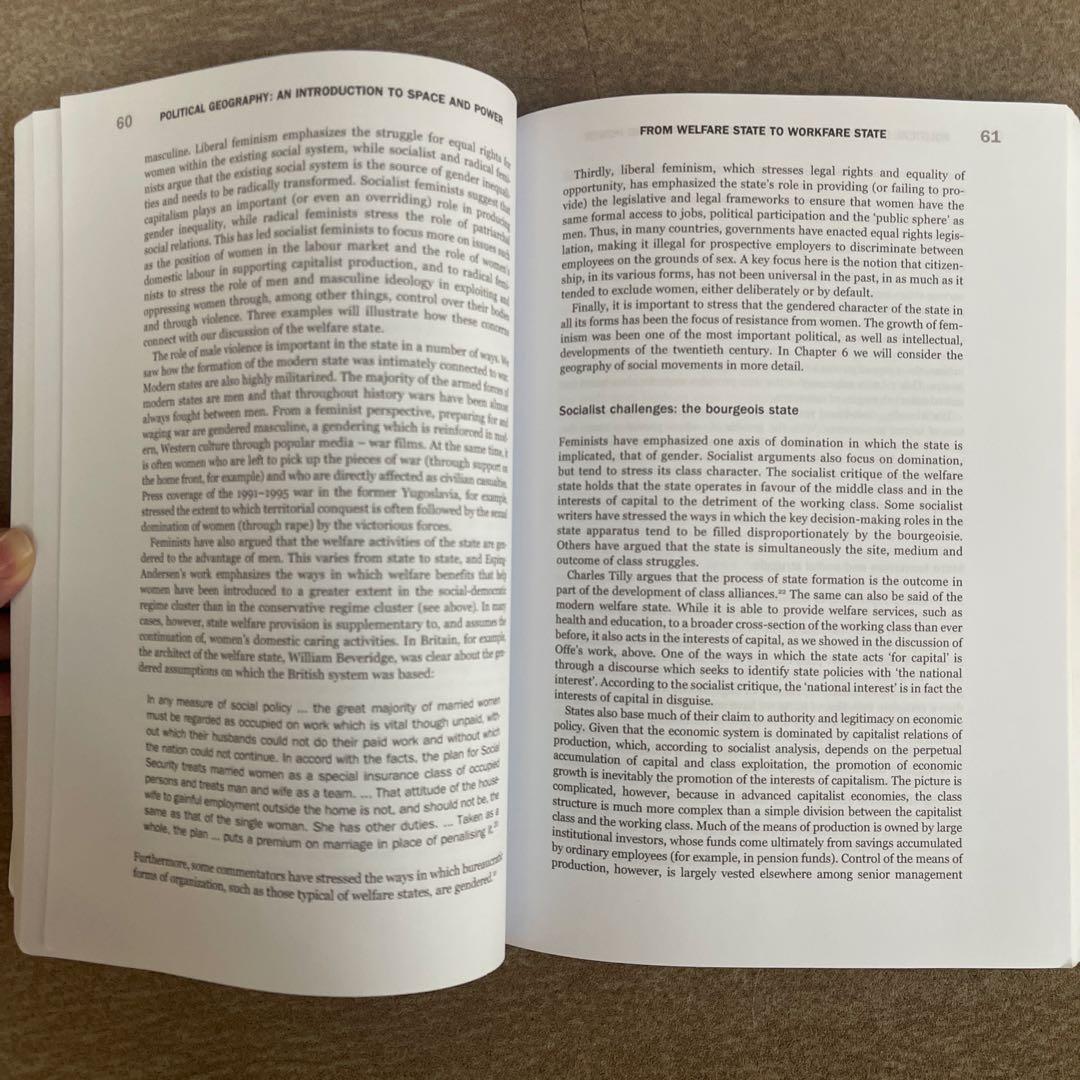 洋書 Political Geography Second Edition