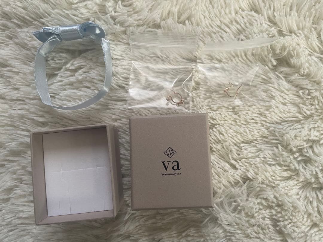 【ヴイエー ヴァンドーム青山】イヤリング K10 ピンクゴールド