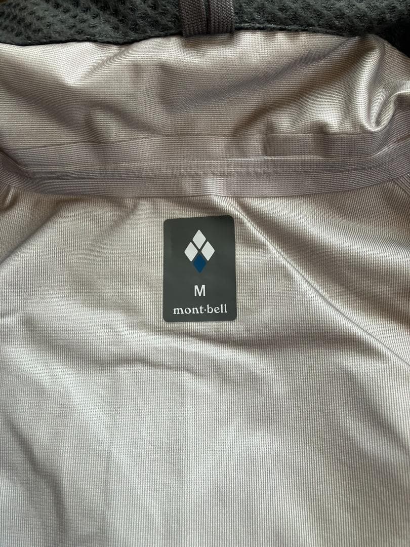 陸上自衛隊　迷彩　雨衣　上下　モンベル　GORE-TEX　M　新品　送料込