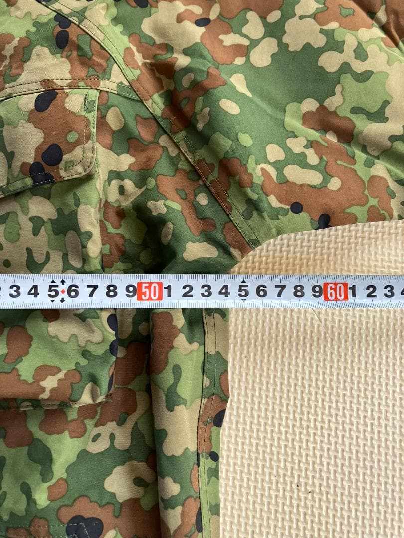 陸上自衛隊　迷彩　雨衣　上下　モンベル　GORE-TEX　M　新品　送料込