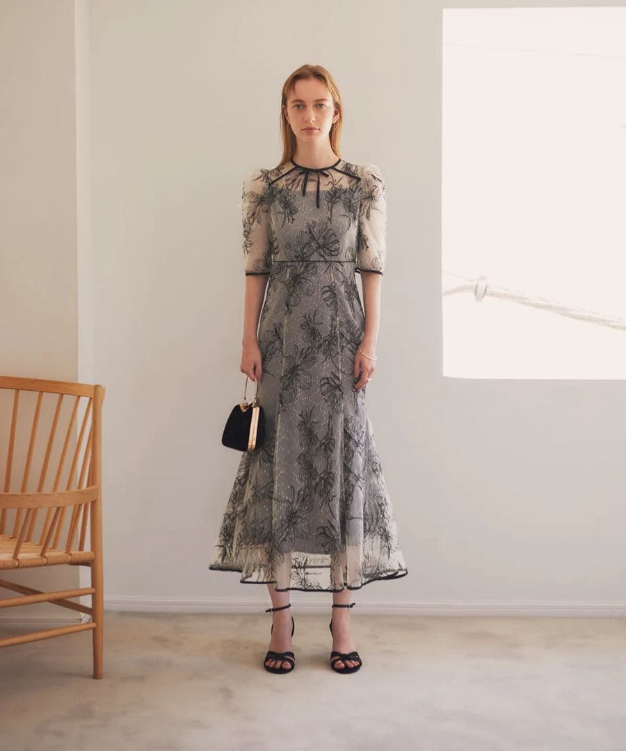花柄パーティードレス グレー ミディ丈