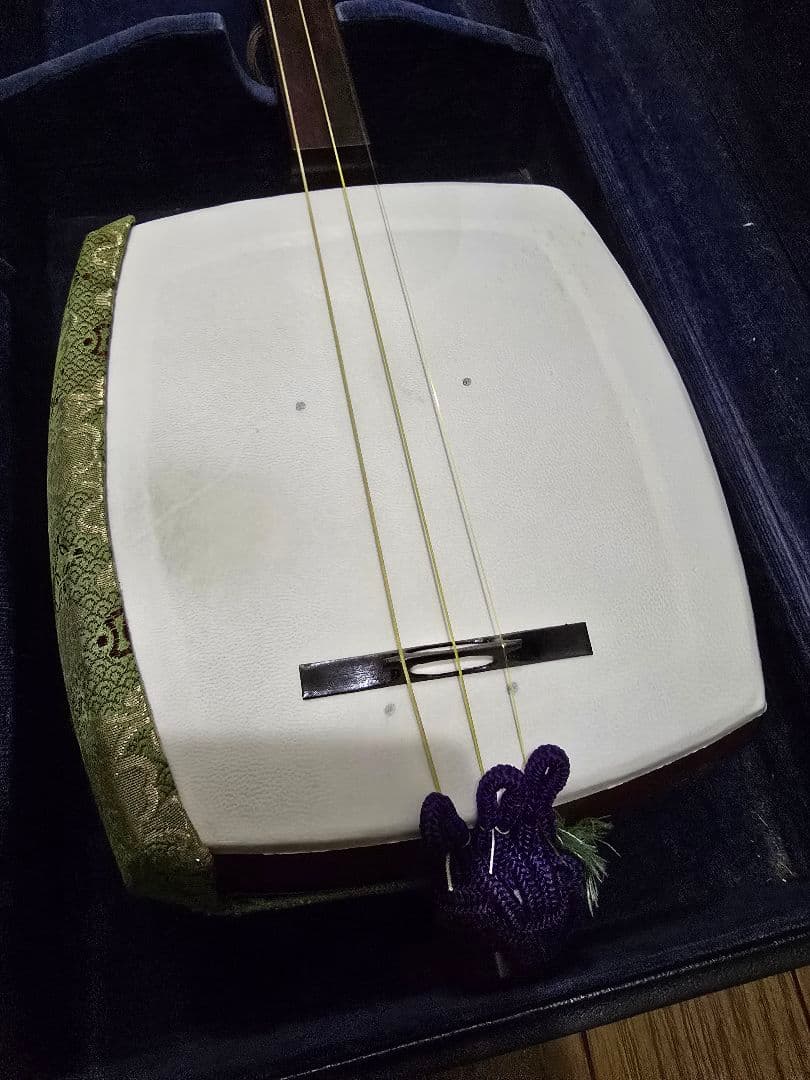すぐ弾けます！紅木の三味線　おまけケース付き　メンテナンス品
