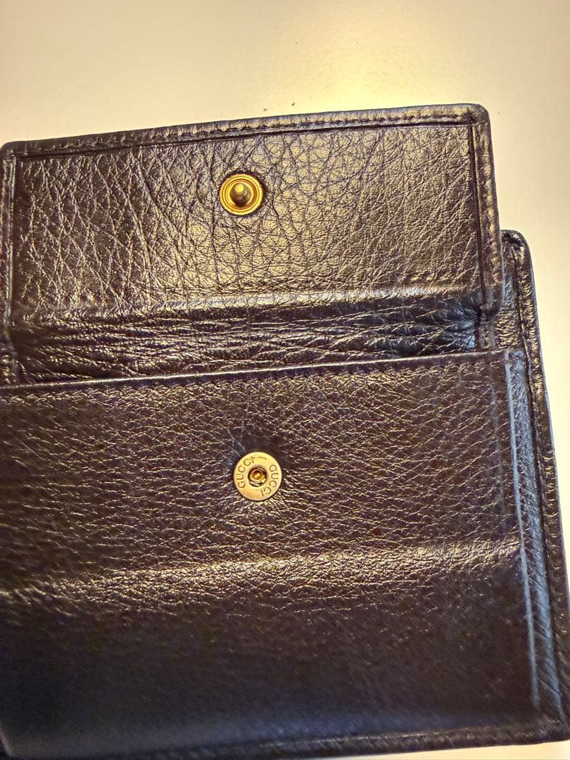 GUCCI ブラウンレザー 二つ折り財布　 数回の使用