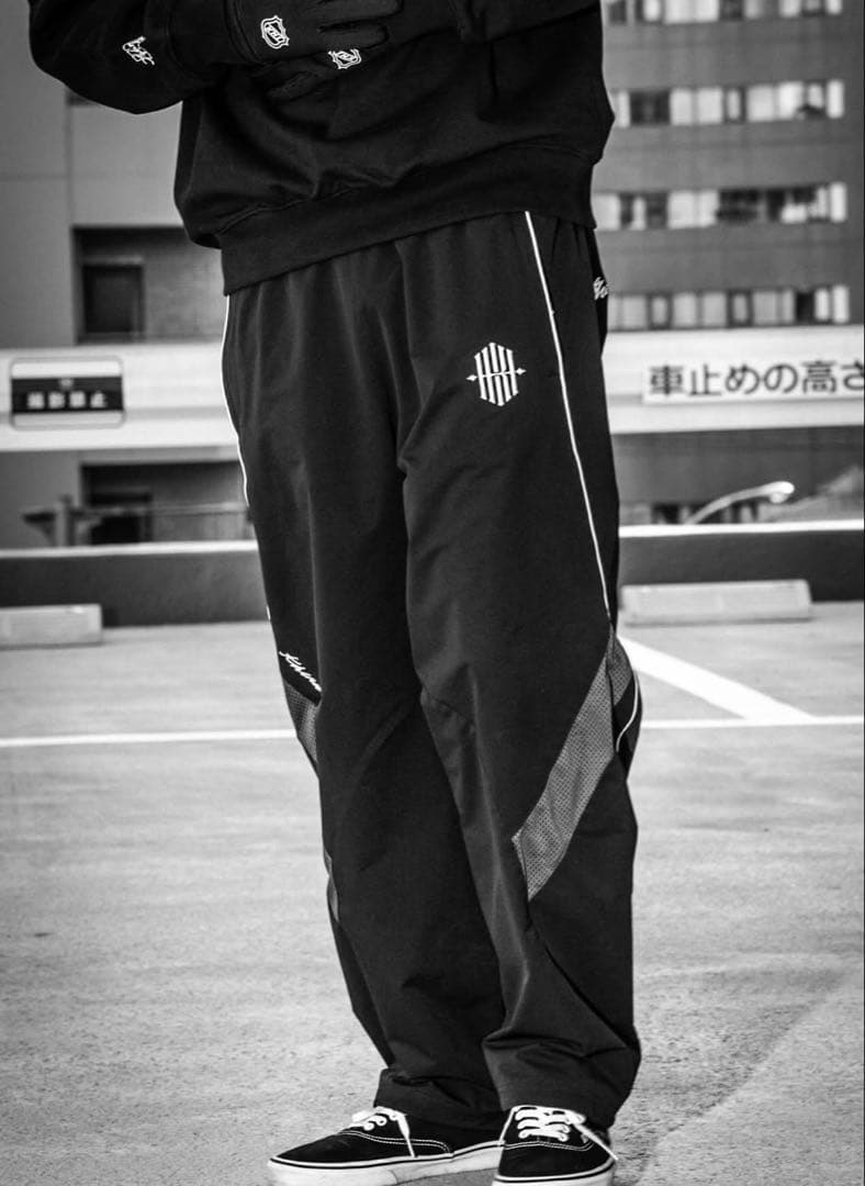 KHI 萩原京平 トラックパンツ 新品未開封