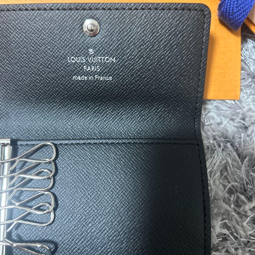 《新品未使用》ルイヴィトン キーケース ミュルティクレ 6 ブラック