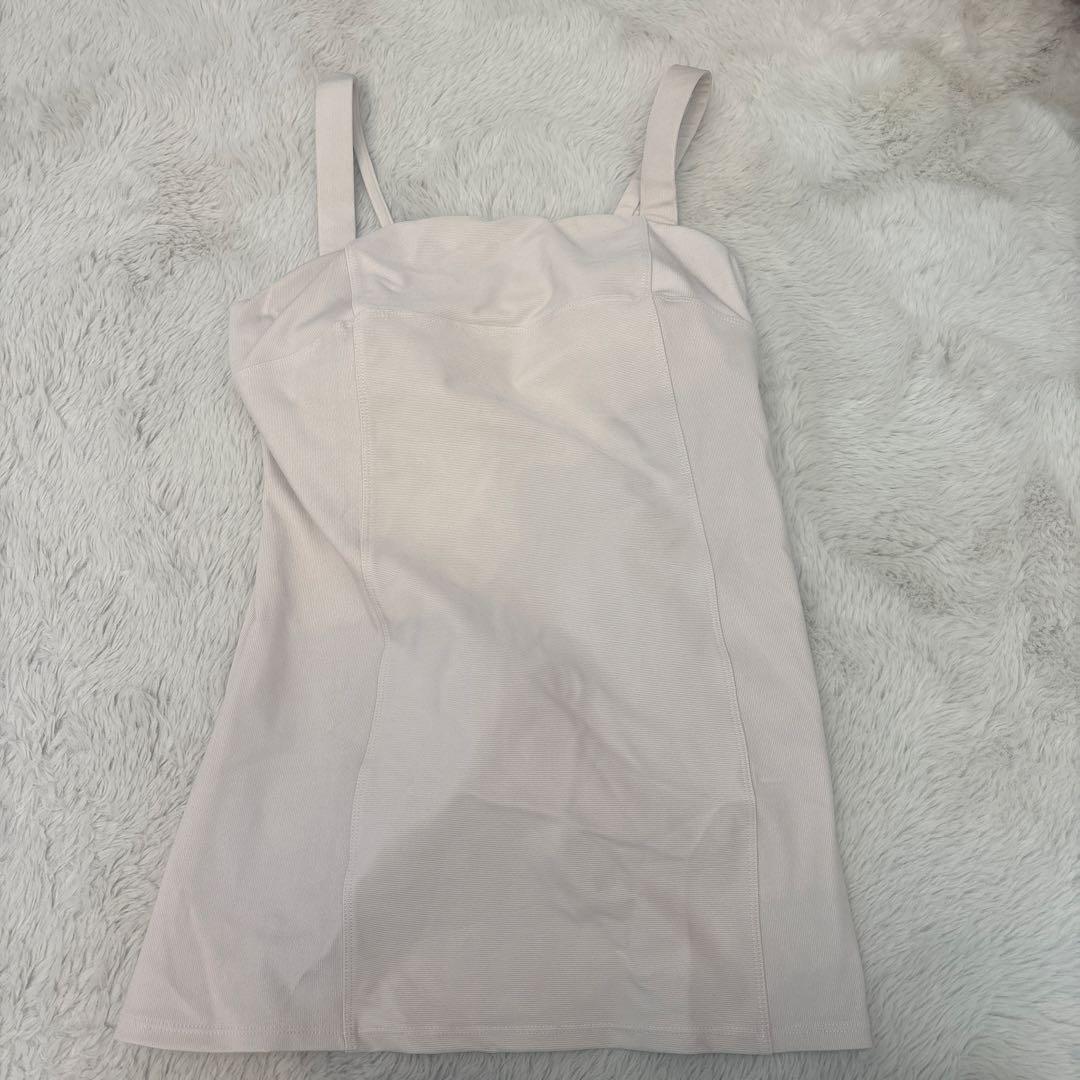 ベージュ ヨガウェア Mサイズ