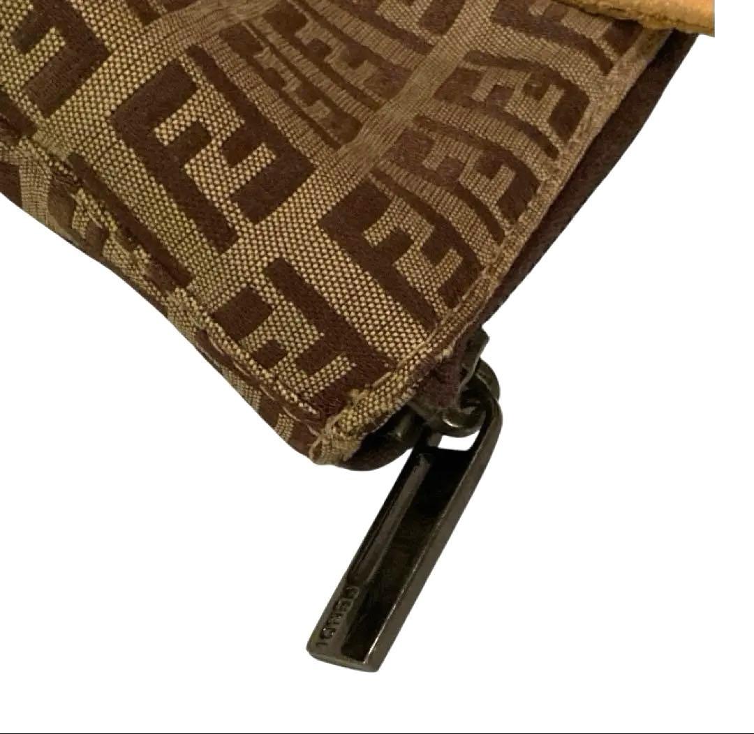 【正規品】フェンディ FENDI トートバッグ ズッカ柄 肩掛け 茶系 A4可