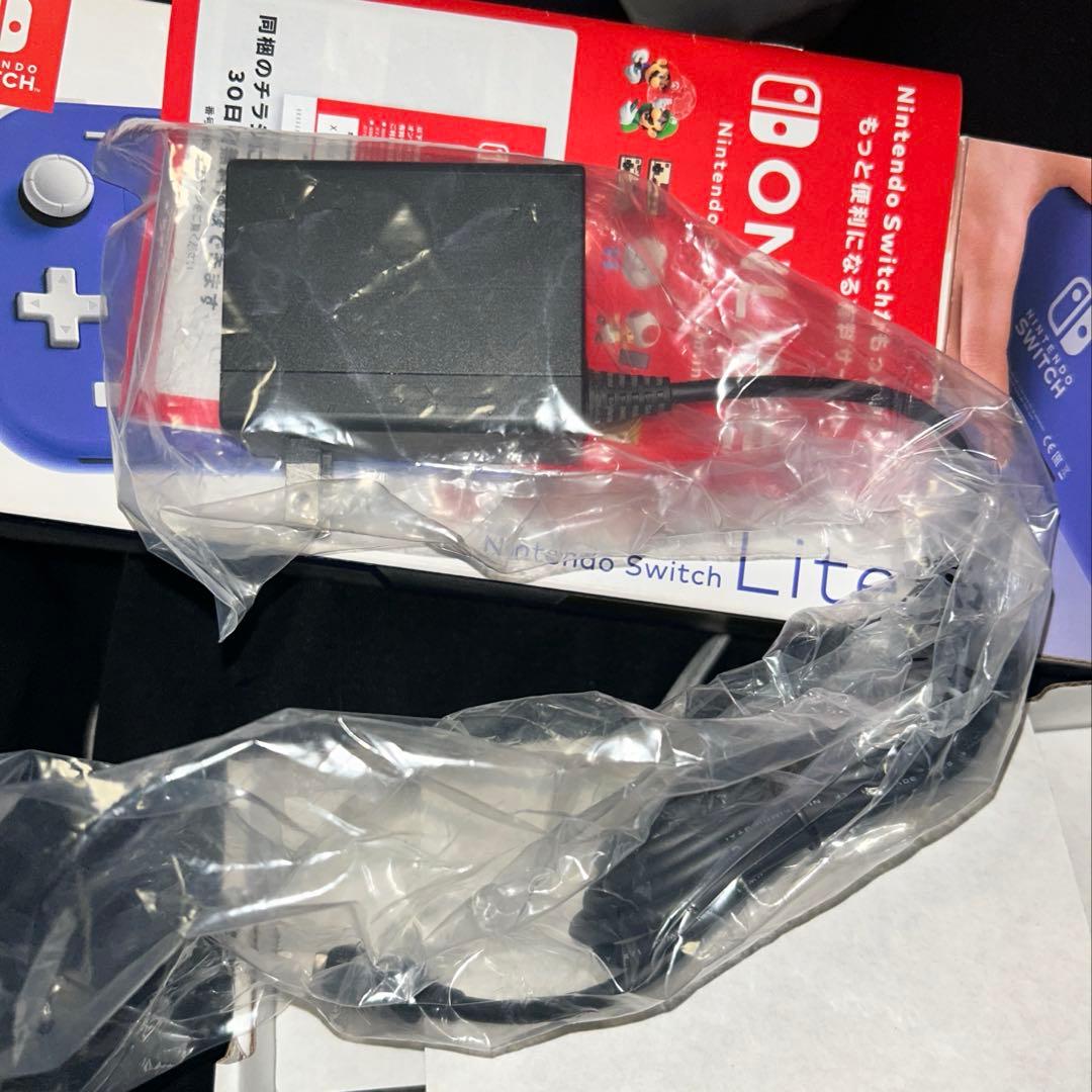 Nintendo Switch LITE ブルー