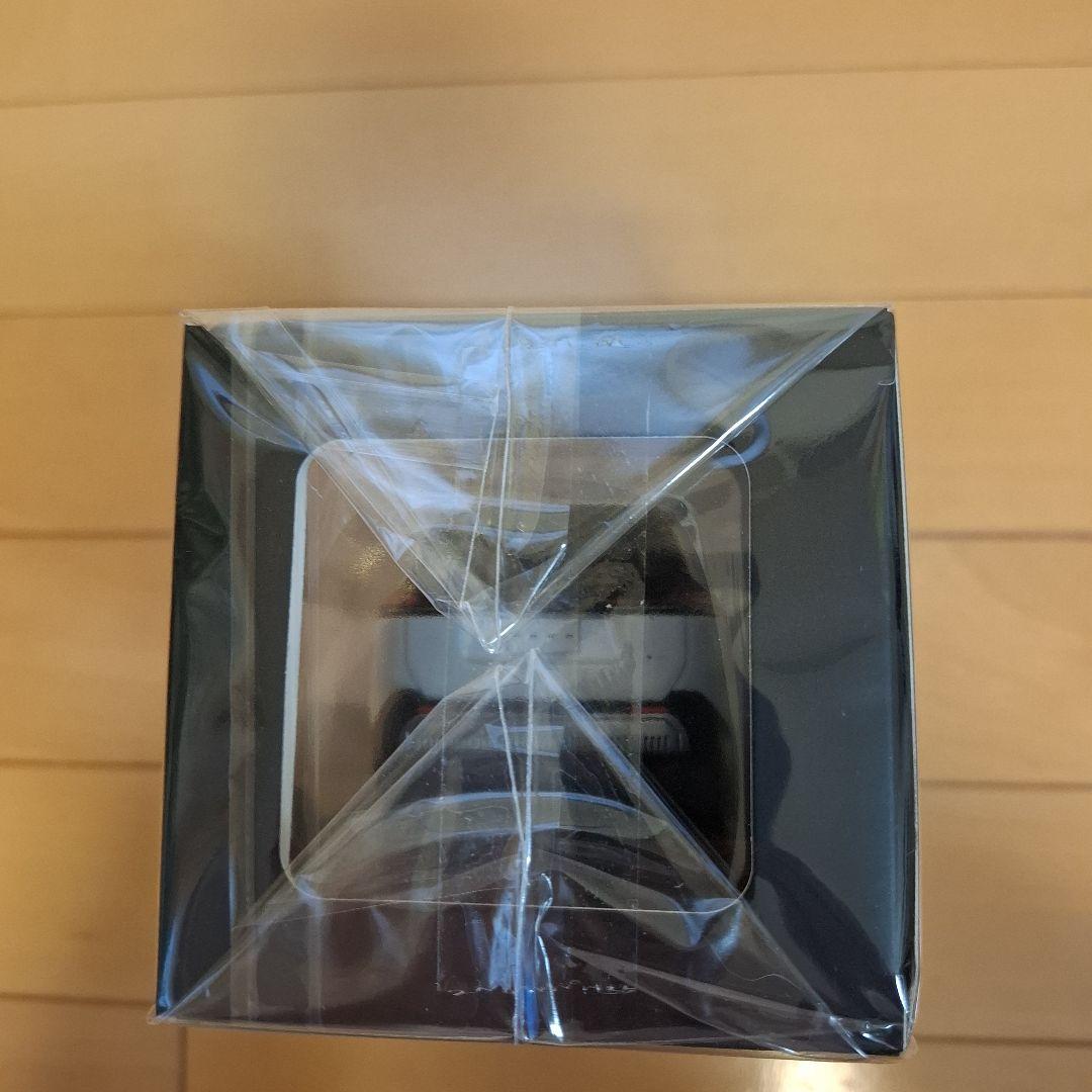 新型RAV4 Z-ハイブリットカラー プラチナホワイトパールマイカ　1/30