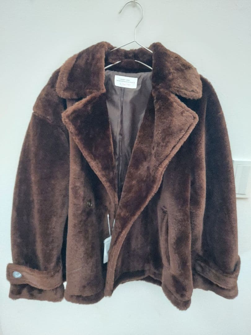 【新品・未使用】高山直子 ショートボアコート　URBAN RESEARCH