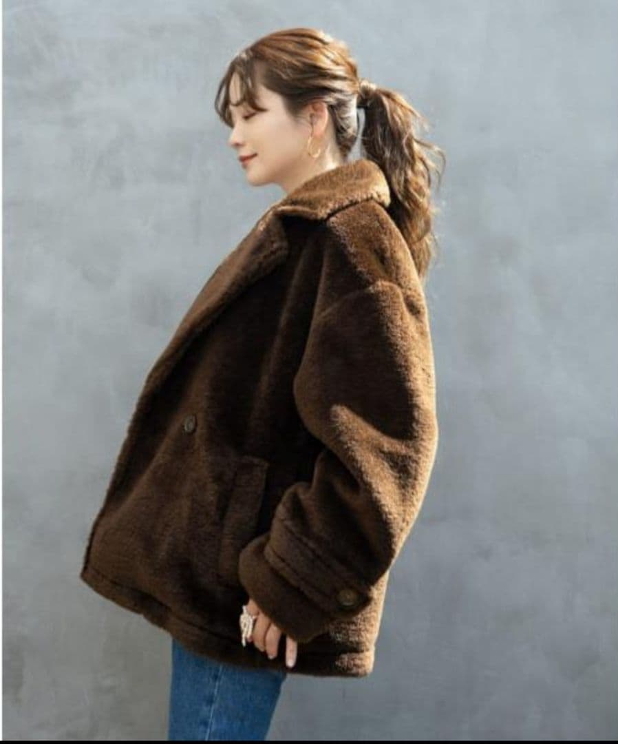 【新品・未使用】高山直子 ショートボアコート　URBAN RESEARCH