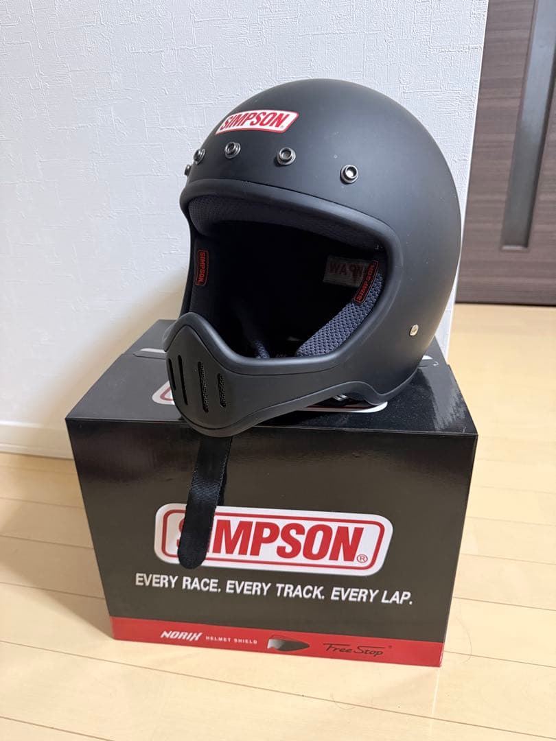 SIMPSON フルフェイスヘルメット マットブラック