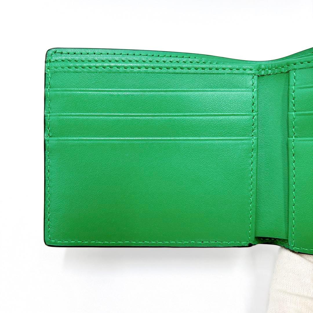 美品 ＊ VERSACE ヴェルサーチ メデューサ バイカラー 二つ折り財布