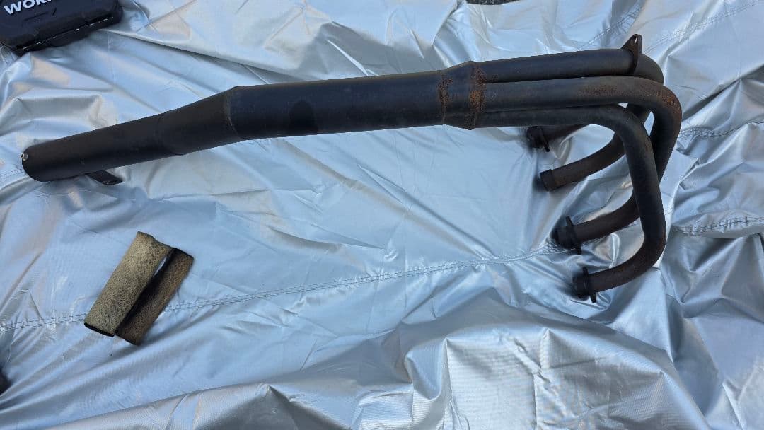 イナズマ400 バイク マフラー