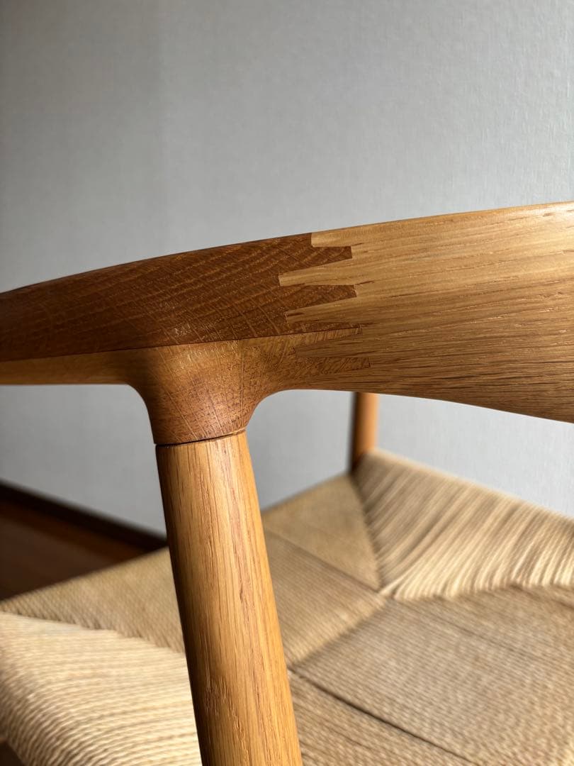 無印オーク材ペーパーコードアームチェア