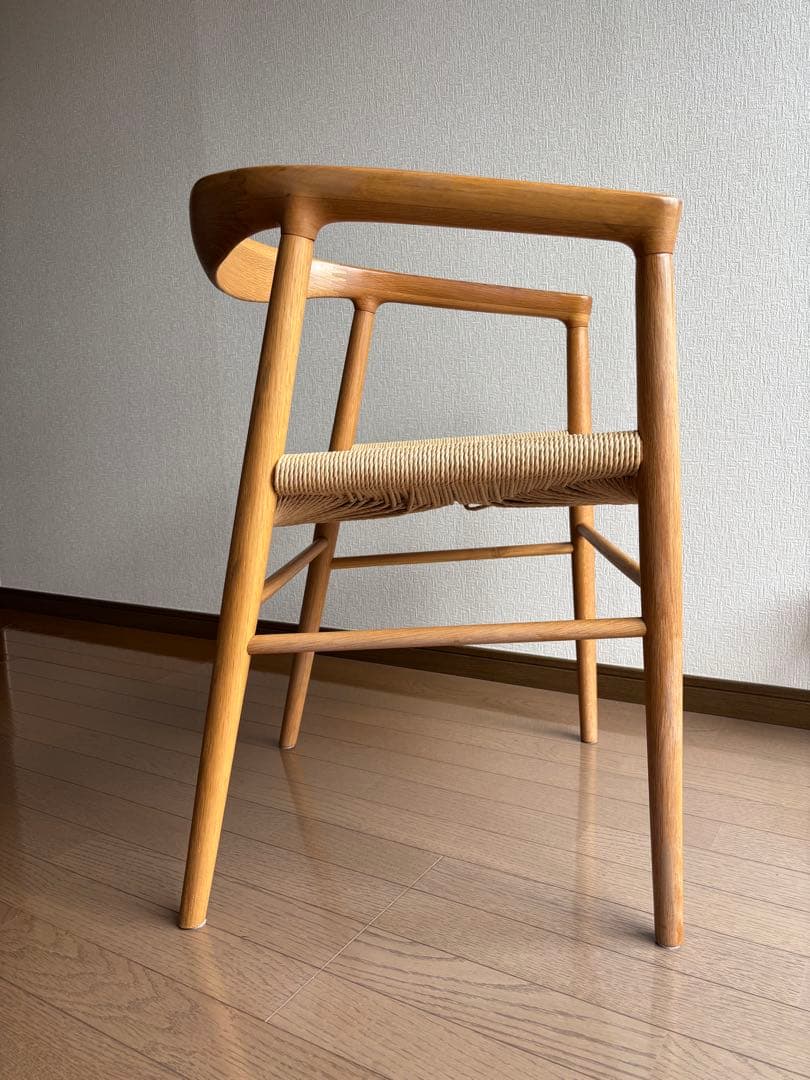 無印オーク材ペーパーコードアームチェア