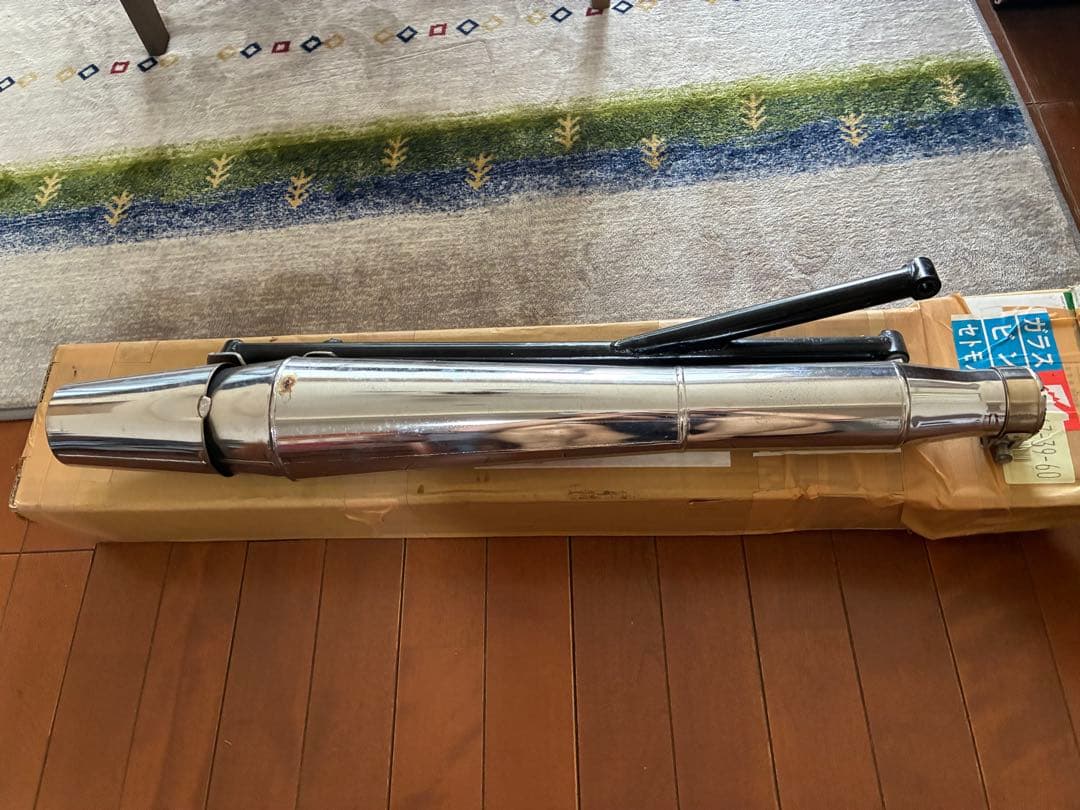 サンダーヘッダー マフラー (ドラスタ400)