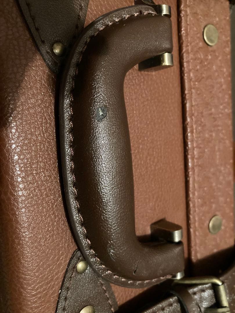 axes femme トランク型キャリーケース