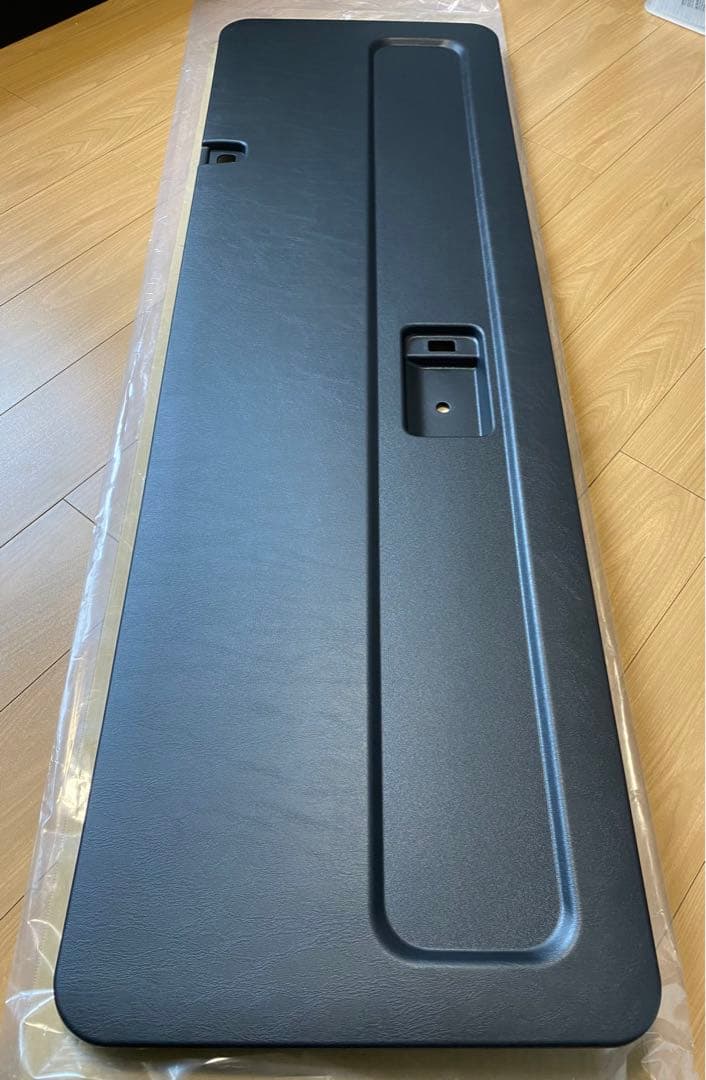 ハイエース200系 ワイド バックドア内張り バックドアトリムカバー 純正 新品