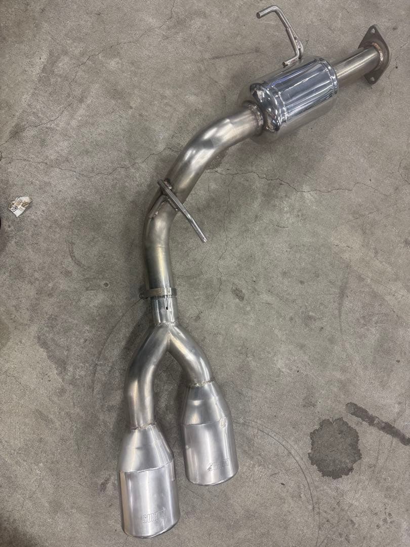 125ハイラックス　サイド出し　右出し　サクソン　マフラー　車検適合