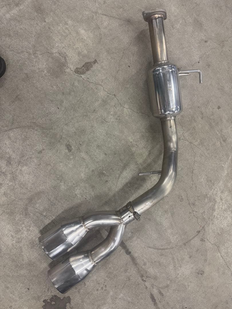 125ハイラックス　サイド出し　右出し　サクソン　マフラー　車検適合