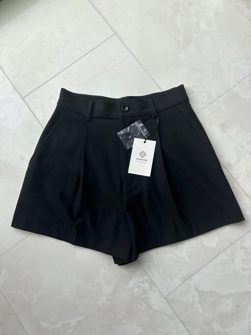CONNSE ショートパンツ　新品未使用　黒