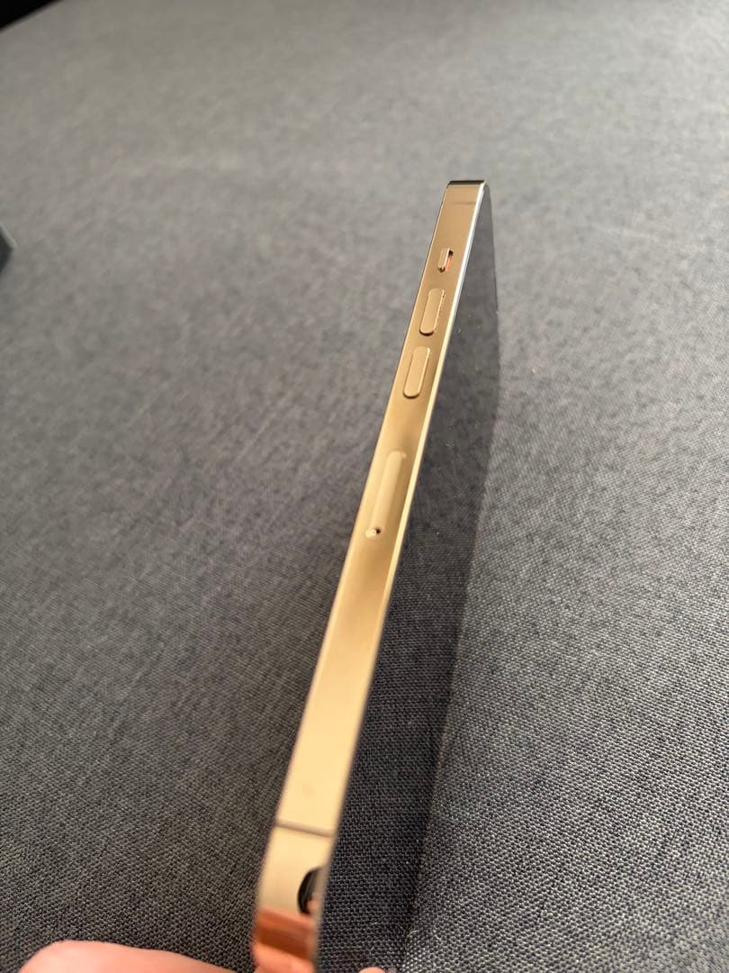 D&D　Apple iPhone 13 Pro 256GB ゴールド 本体