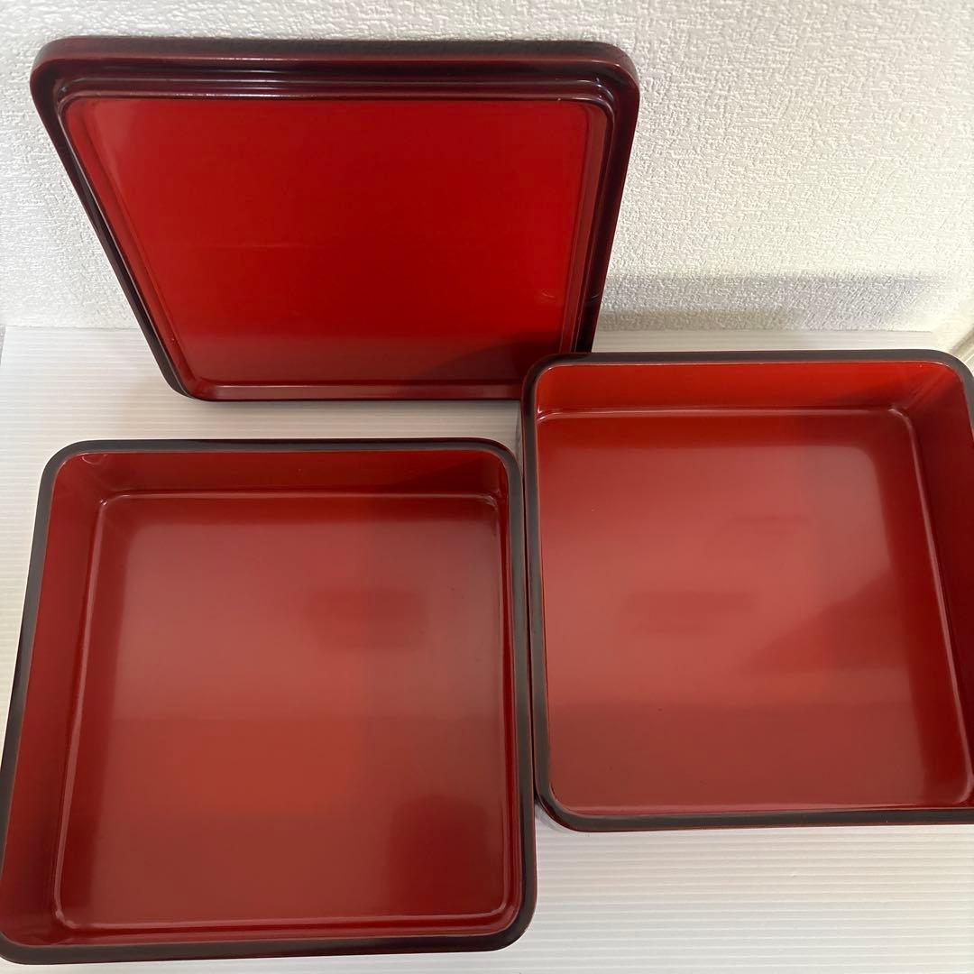 輪島塗 二段重箱 溜め塗内朱 四季草花沈金蒔絵