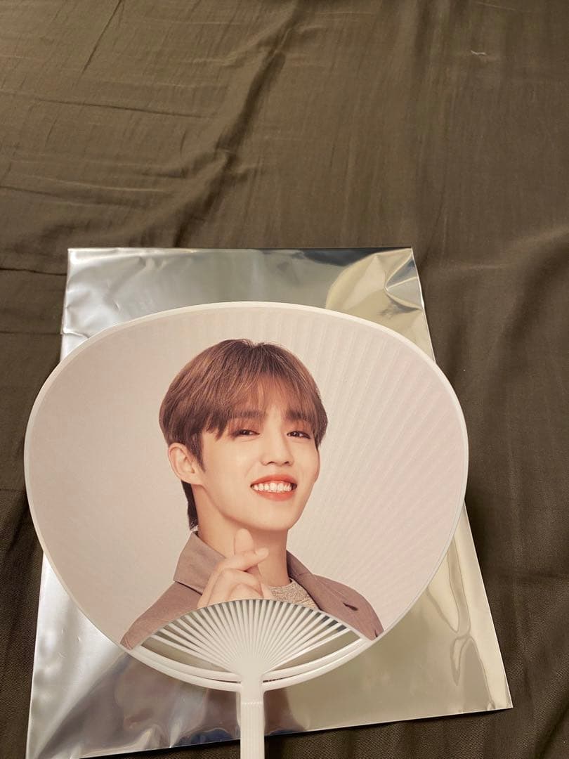 エスクプス うちわ