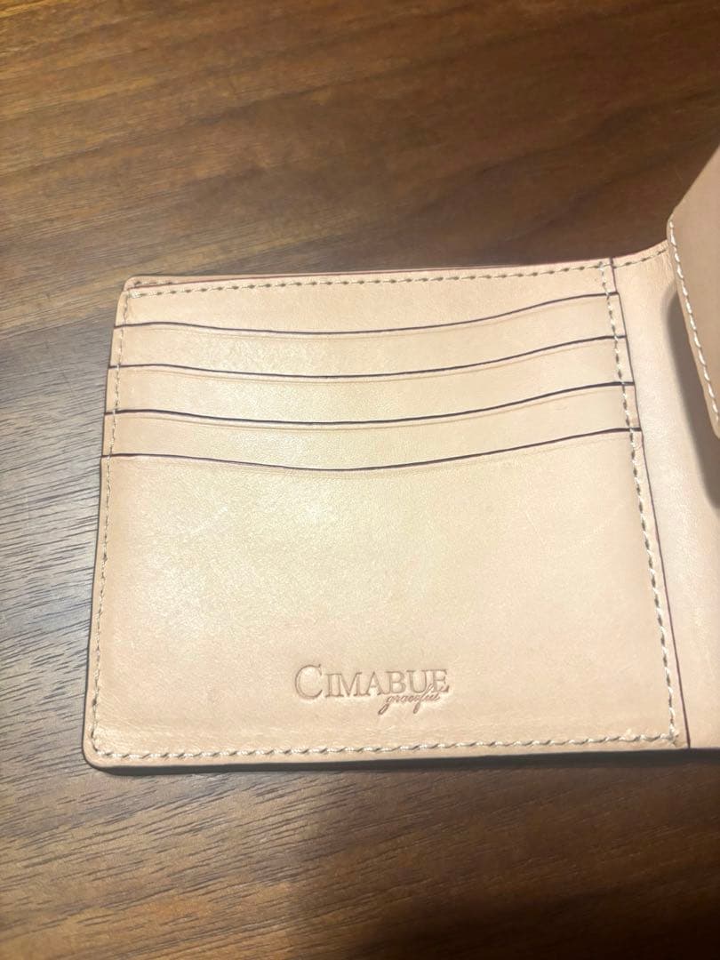 【最終値下げ】CIMABUE 二つ折り財布　コードバン　グリーン財布　本革