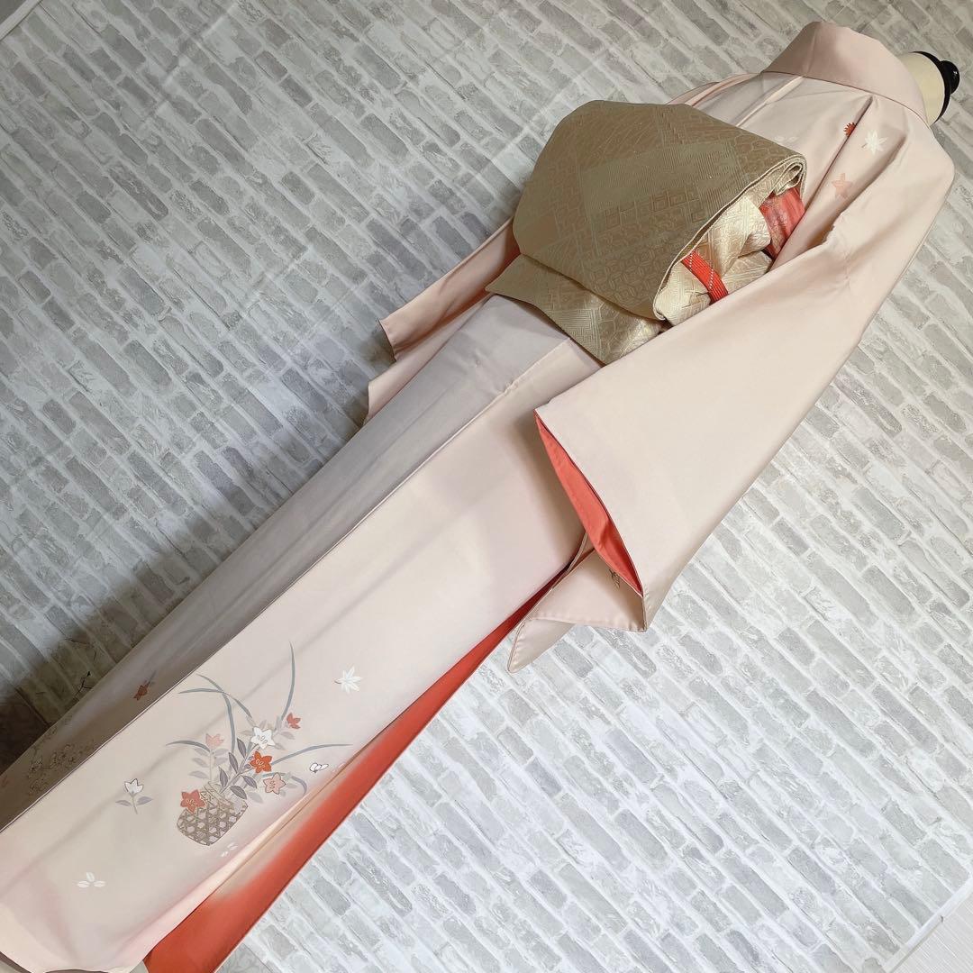 訪問着　フルセット　花籠　桜や花々　金彩加工　金駒刺繍　着物　Q5