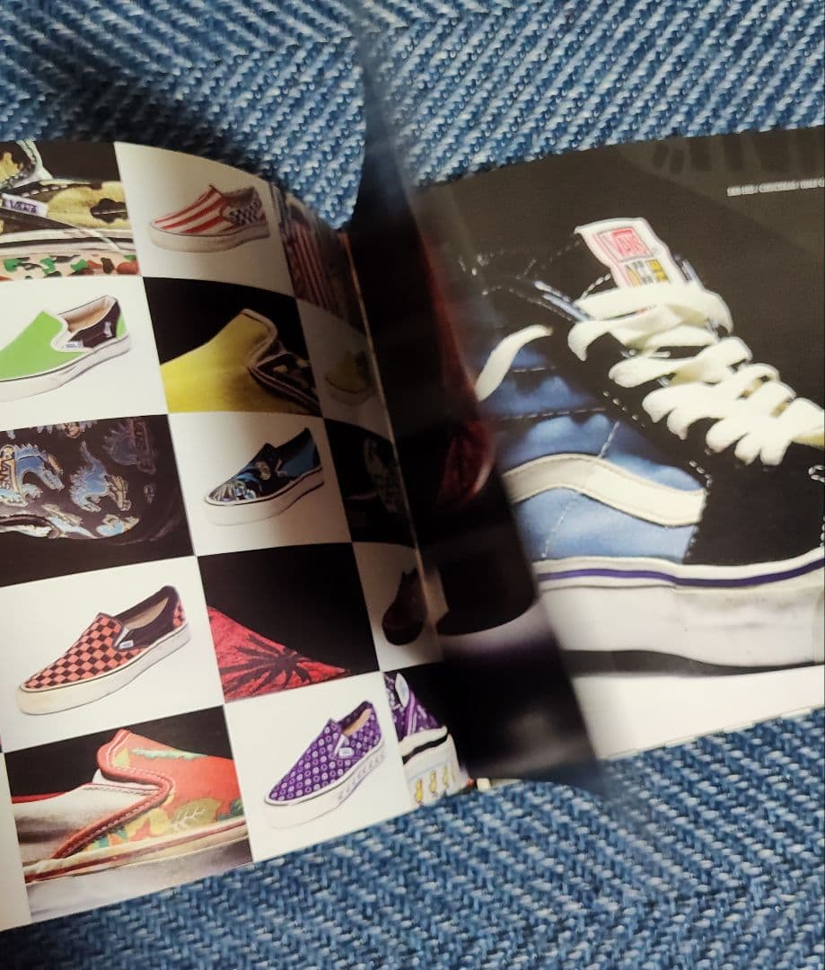Vans \"OFF THE WALL\" ハードカバー本