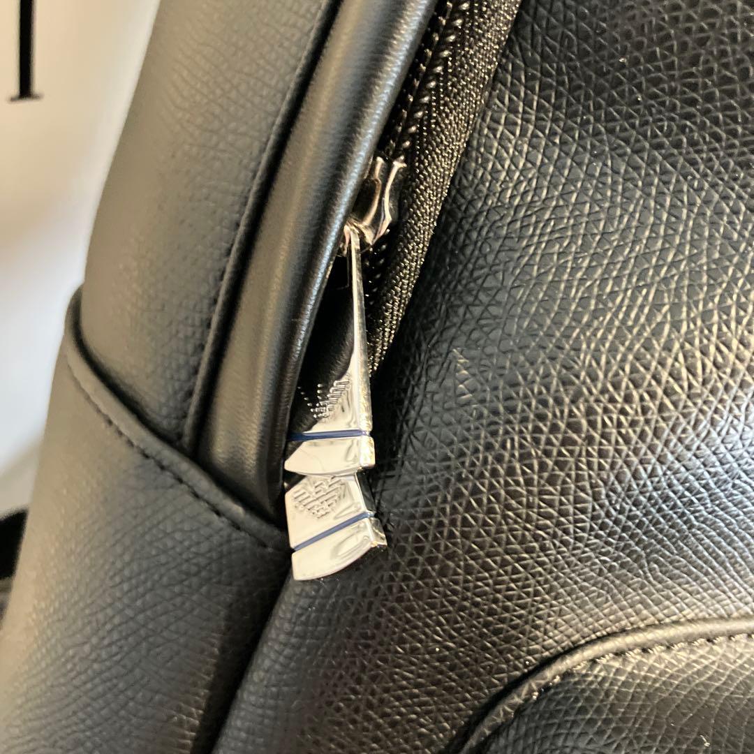 Emporio Armani 黒 バックパック