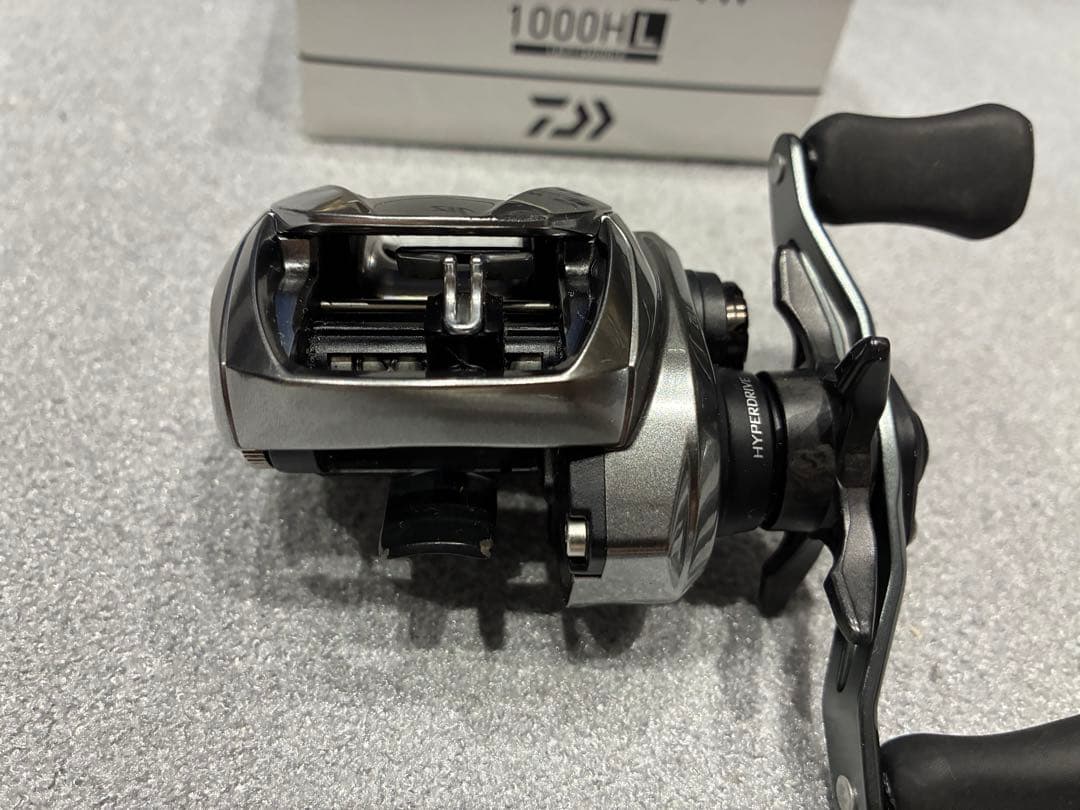 ダイワ 21 ジリオン1000HL SVTW ウォームシャフト両サイドベアリング