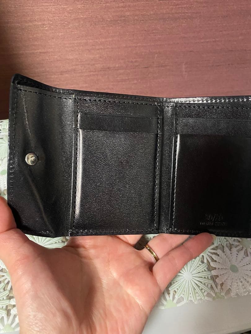ブラックレザー 三つ折り財布 (トゥエンティーエイティー)