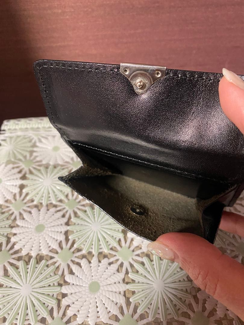 ブラックレザー 三つ折り財布 (トゥエンティーエイティー)