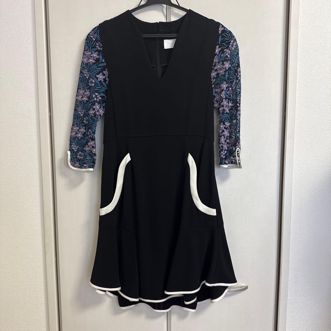 MAME KUROGOUCHIブラック Vネック ワンピース 長袖