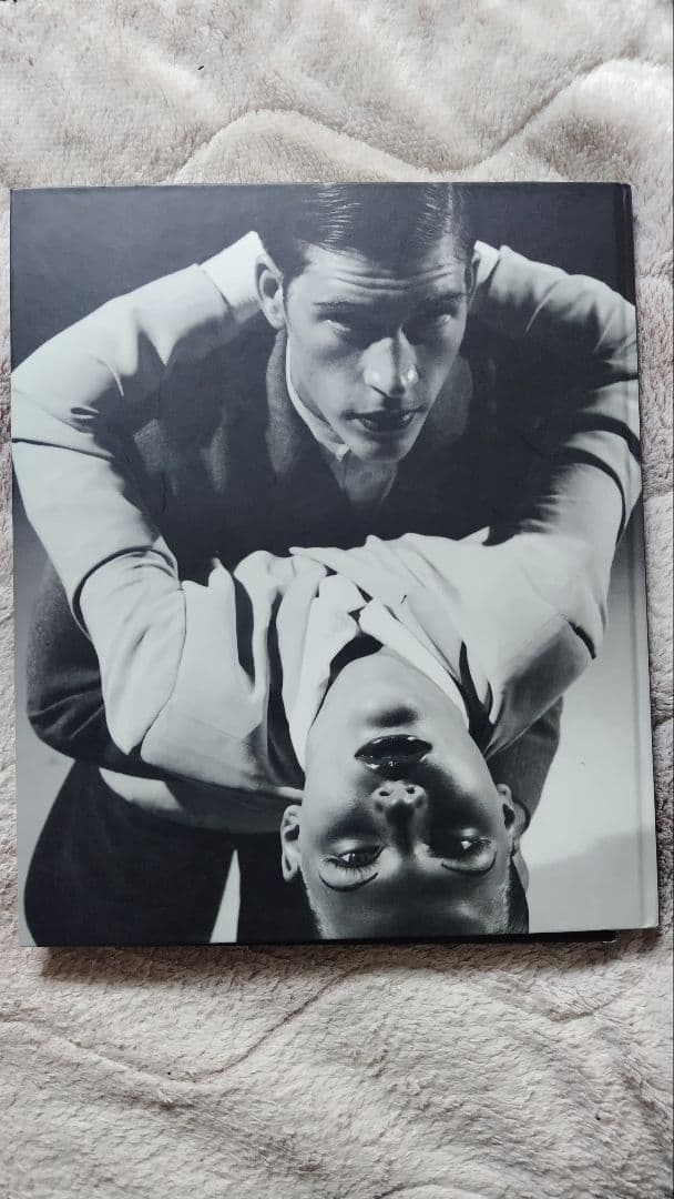 Giorgio Armani展 写真集 【海外版/翻訳冊子付き】